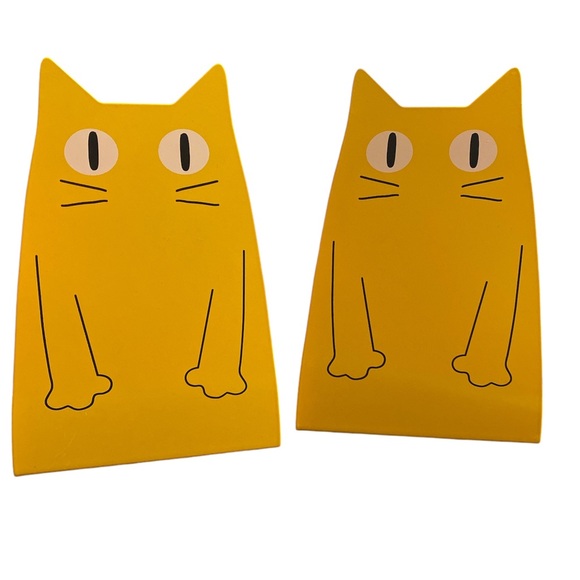 Other - Cat Metal Book Ends Set of Two Heavy Duty Yellow.